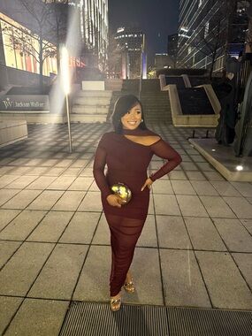 Elegant Burgundy Cutout Long-Sleeve Maxi Dress